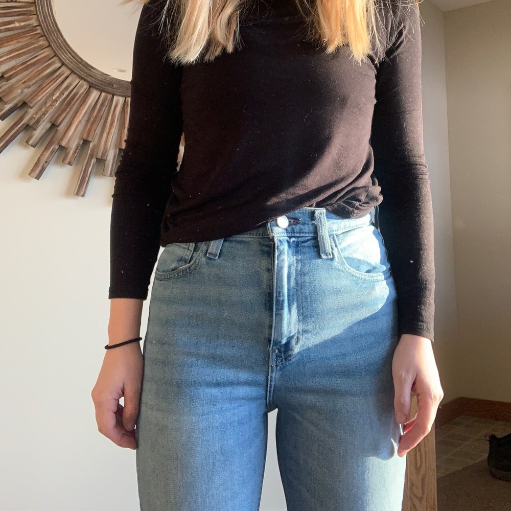 BDG Jeans - Girlfriend High-Rise Cropped, Size 27